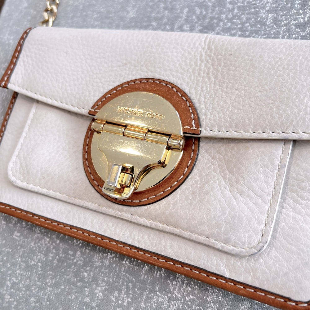 Michael Kors Vanilla Color W/Brown Handbag